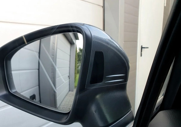 Volkswagen Tiguan Allspace cena 117900 przebieg: 58000, rok produkcji 2020 z Pniewy małe 742